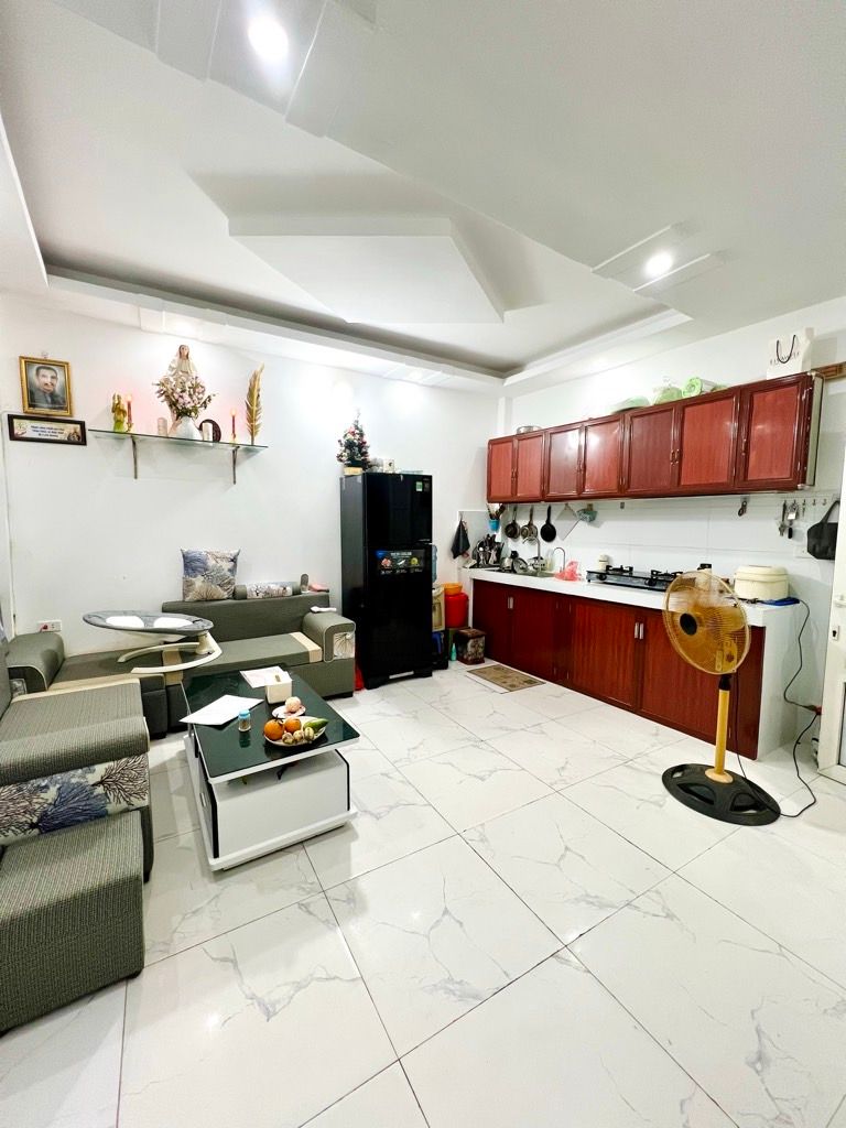 Bán nhà Nam Dư - diện tích 35.5m2 5 tầng - RA Ô TÔ - giá 5 tỷ