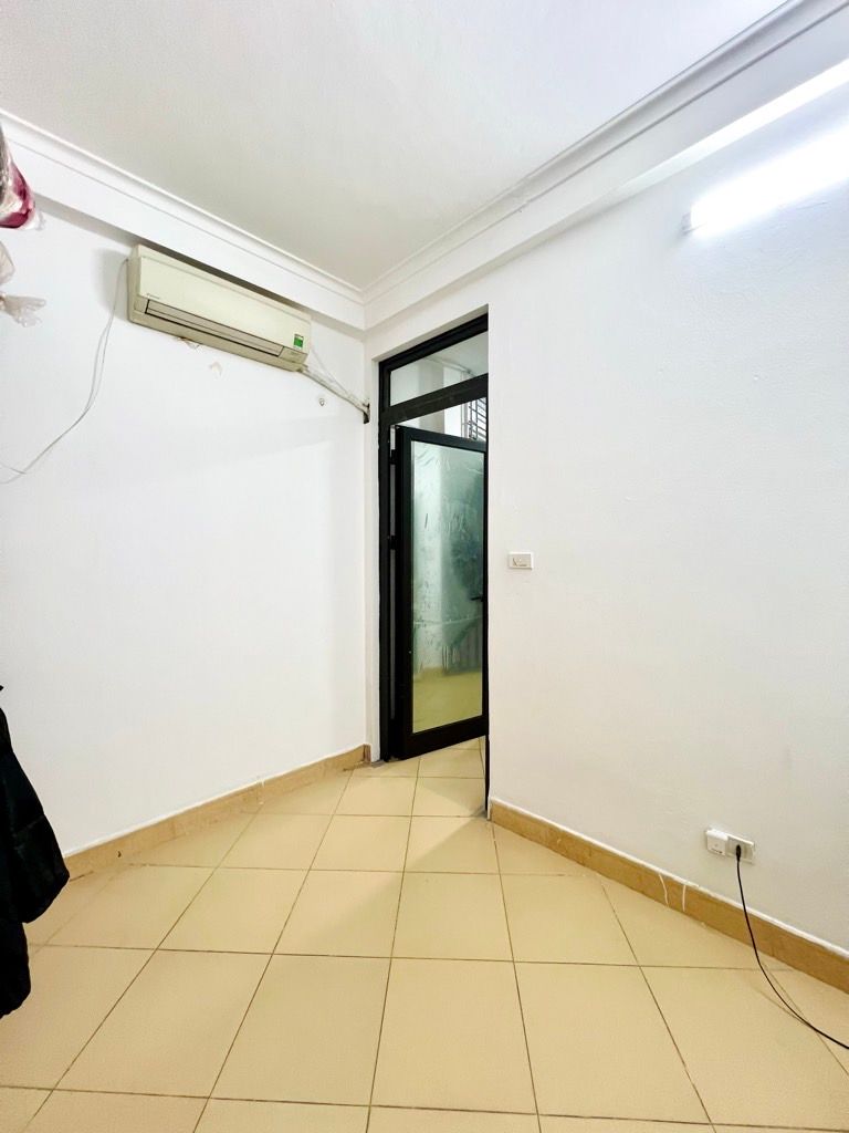 Bán nhà Nam Dư - diện tích 35.5m2 5 tầng - RA Ô TÔ - giá 5 tỷ