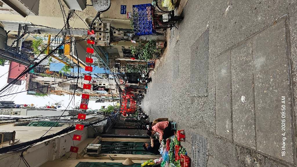 Bán nhà Hồng Mai - diện tích 18,6m2 5 tầng - Ô tô tránh - giá 6,38 tỷ