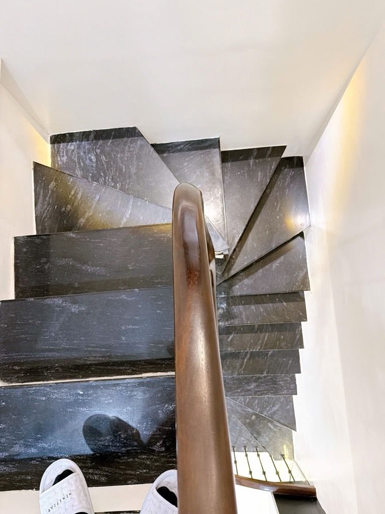 Bán nhà Minh Khai - diện tích 31m2 4 tầng - Nhà đẹp hiếm có - giá 7,75 tỷ