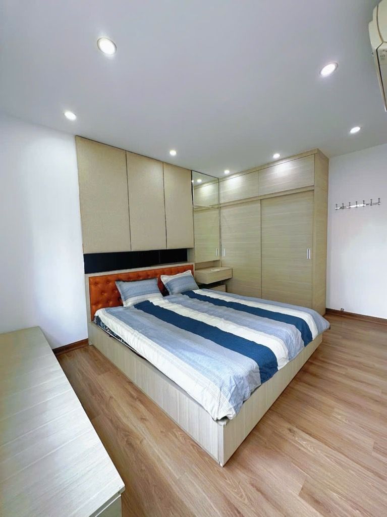 Bán nhà Nguyễn Huy Tưởng - diện tích 63m2 11 tầng - Căn hộ cao cấp - giá 6,95 tỷ