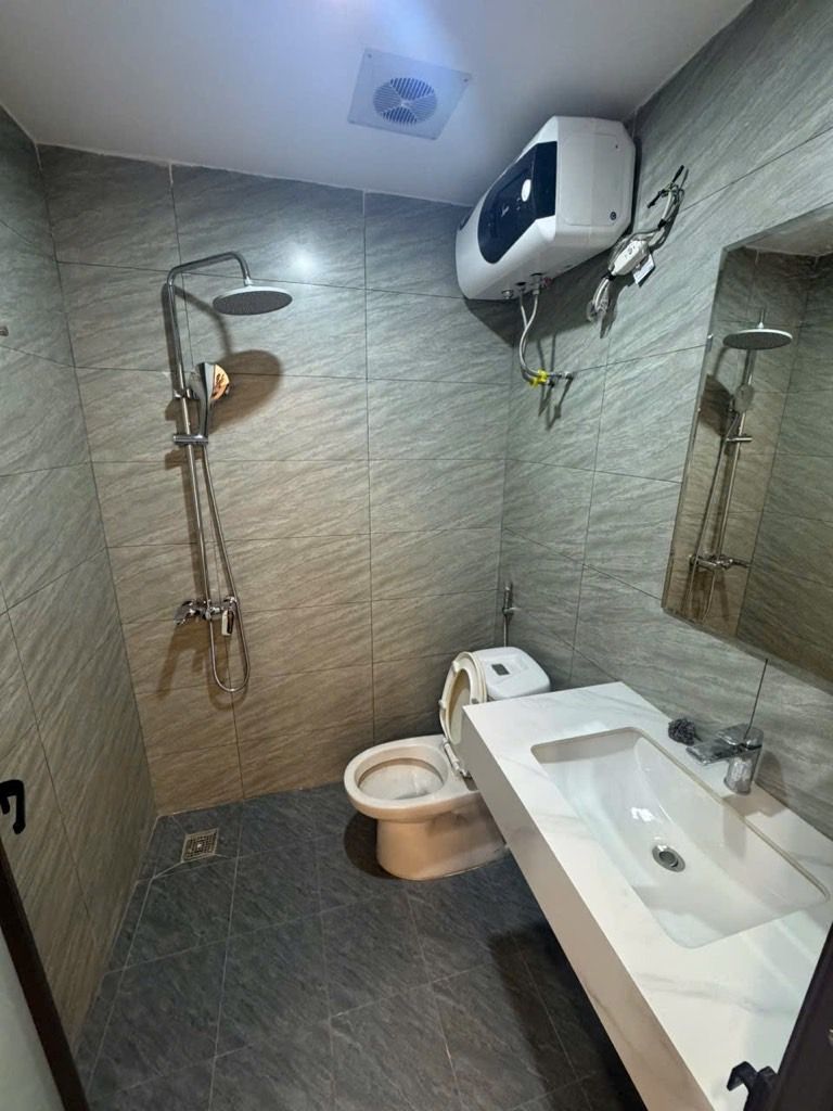 Bán nhà Trần Thủ Độ - diện tích 81m2 1 tầng - Lô góc - giá 5,75 tỷ