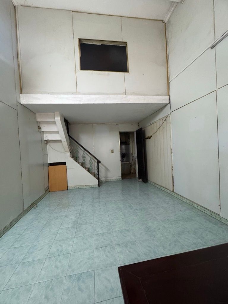 Bán nhà Phố Vọng - diện tích 35m2 2 tầng - đất tặng nhà - giá 8,96 tỷ