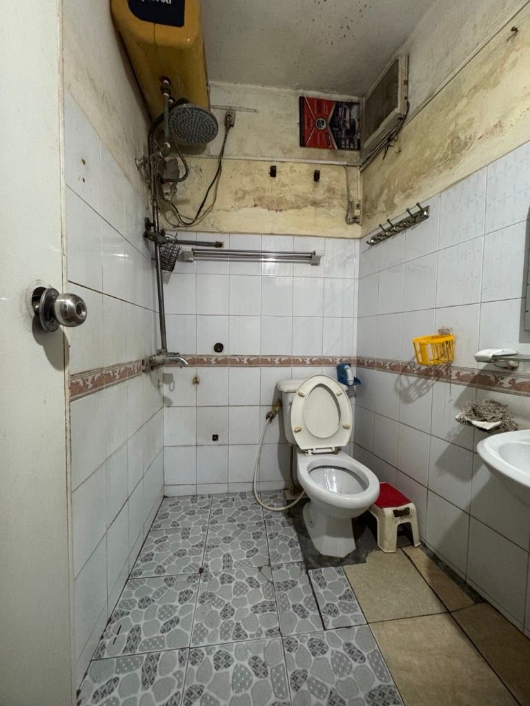 Bán nhà Phố Vọng - diện tích 35m2 2 tầng - đất tặng nhà - giá 8,96 tỷ