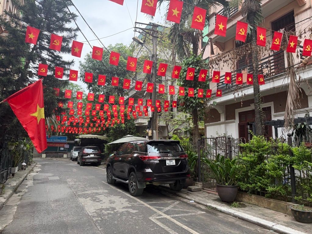 Bán nhà Trương Định - diện tích 62m2 4 tầng - ô tô tránh - giá 22,5 tỷ