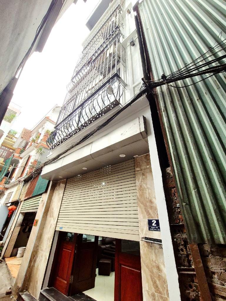 Bán nhà Đại Từ - diện tích 32,8m2 5 tầng - Nhà đẹp hiếm có - giá 9 tỷ