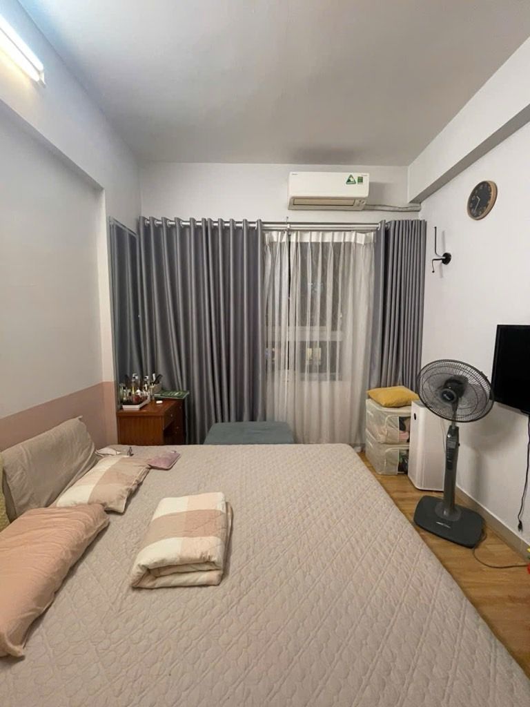 Bán nhà Hoàng Văn Thái - diện tích 67m2 1 tầng - Căn hộ đẹp, nội thất đầy đủ - giá 6,3 tỷ