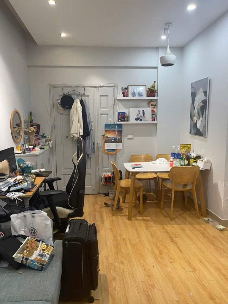 Bán nhà Hoàng Văn Thái - diện tích 67m2 1 tầng - Căn hộ đẹp, nội thất đầy đủ - giá 6,3 tỷ