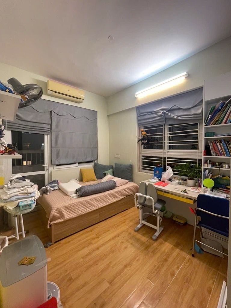 Bán nhà Hoàng Văn Thái - diện tích 67m2 1 tầng - Căn hộ đẹp, nội thất đầy đủ - giá 6,3 tỷ