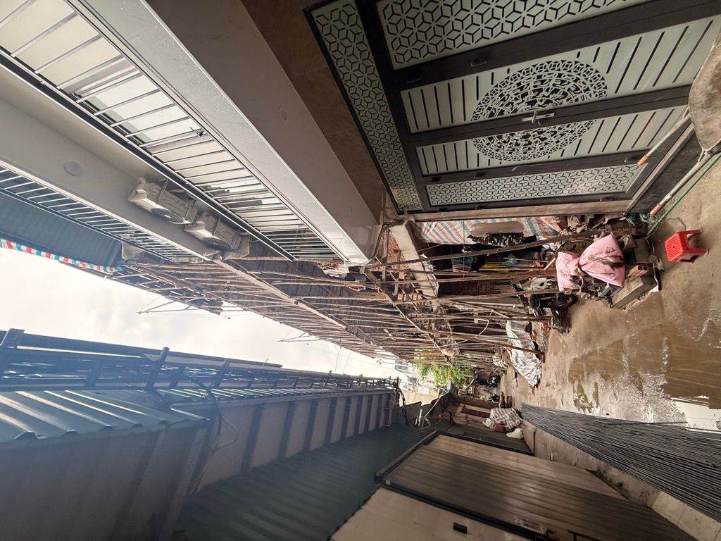 Bán nhà Lương Khánh Thiện - diện tích 54m2 7 tầng - Ô TÔ ĐỖ CỔNG - giá 18 tỷ