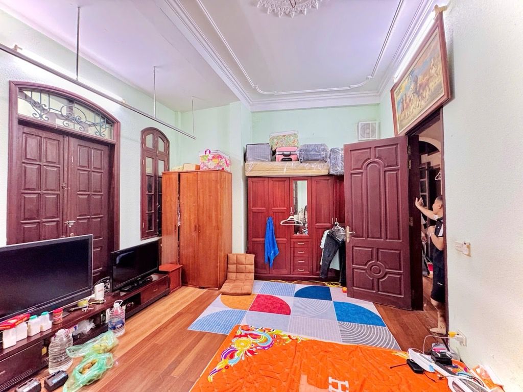 Bán nhà Phương Mai - diện tích 64,5m2 5 tầng - Ô tô vỉa hè, kinh doanh - giá 24 tỷ