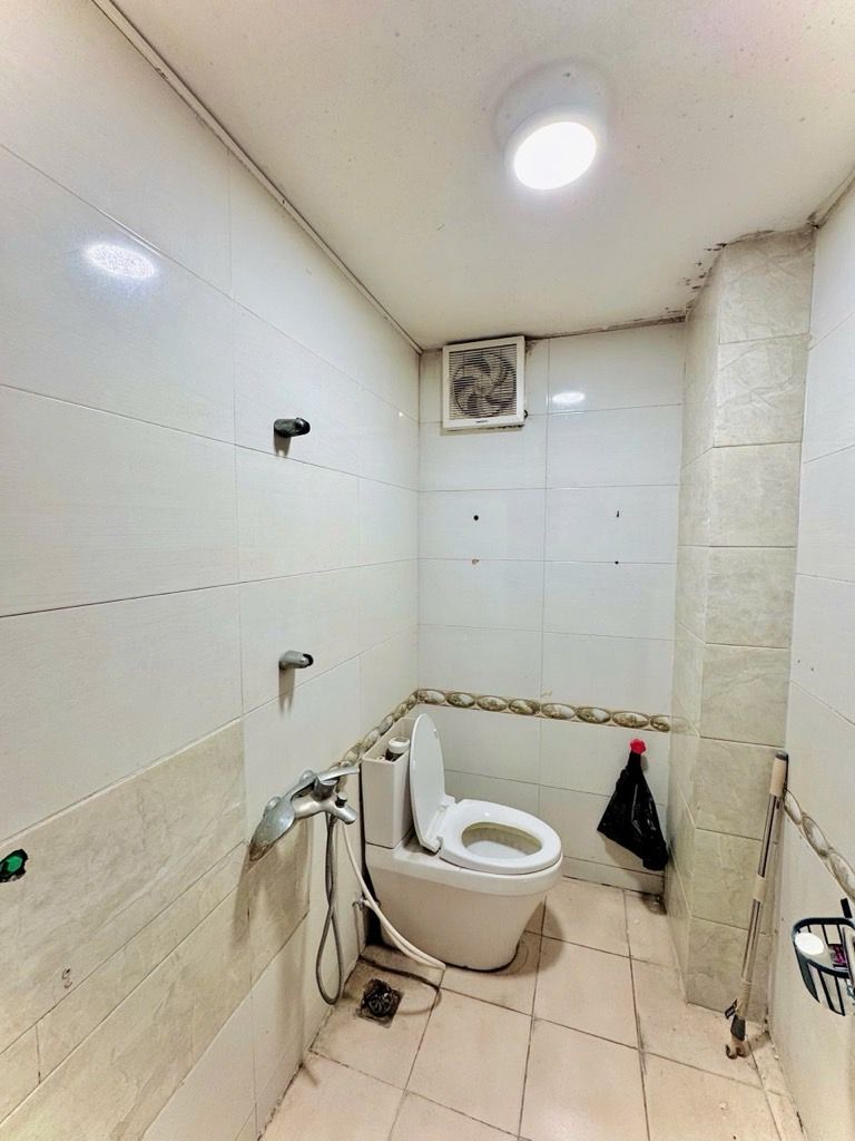 Bán nhà Phương Mai - diện tích 64,5m2 5 tầng - Ô tô vỉa hè, kinh doanh - giá 24 tỷ