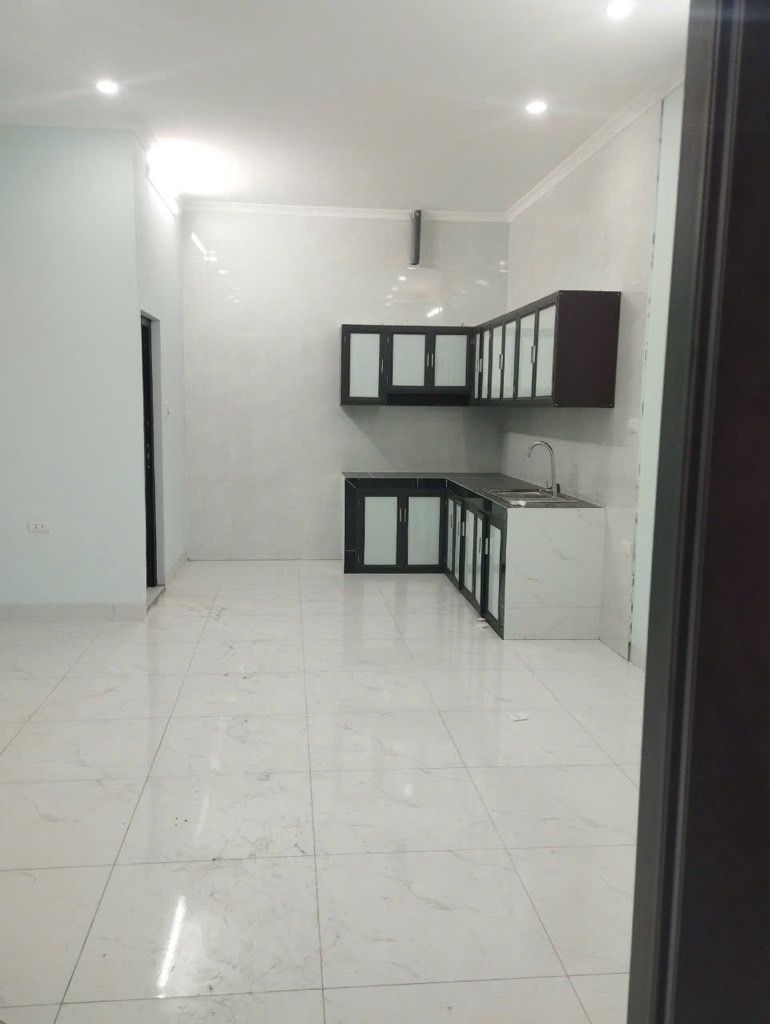 Bán nhà Định Công Hạ - diện tích 32.8m2 3 tầng - Lô góc - giá 4,6 tỷ