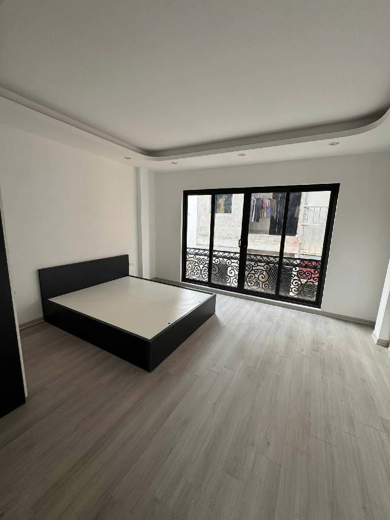 Bán nhà Lê Trọng Tấn - diện tích 40m2 6 tầng - Ô TÔ VÀO NHÀ - giá 11,8 tỷ