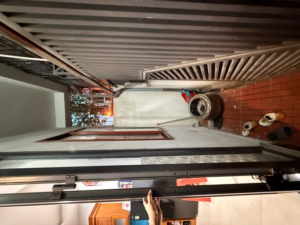 Bán nhà Tây Trà - diện tích 31m2 3 tầng - nhà dân xây cực chắc - giá 6,4 tỷ