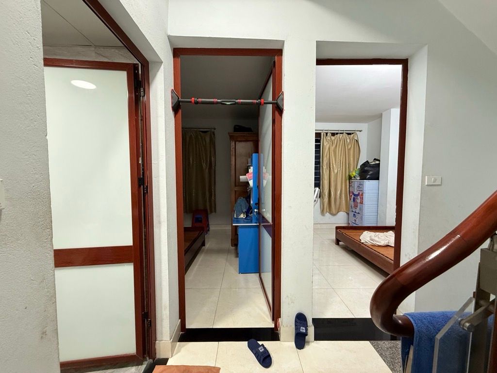 Bán nhà Tây Trà - diện tích 31m2 3 tầng - nhà dân xây cực chắc - giá 6,4 tỷ