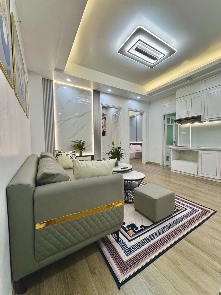 Bán nhà Láng - diện tích 52m2 2 tầng - ô tô đỗ cổng - giá 2,55 tỷ