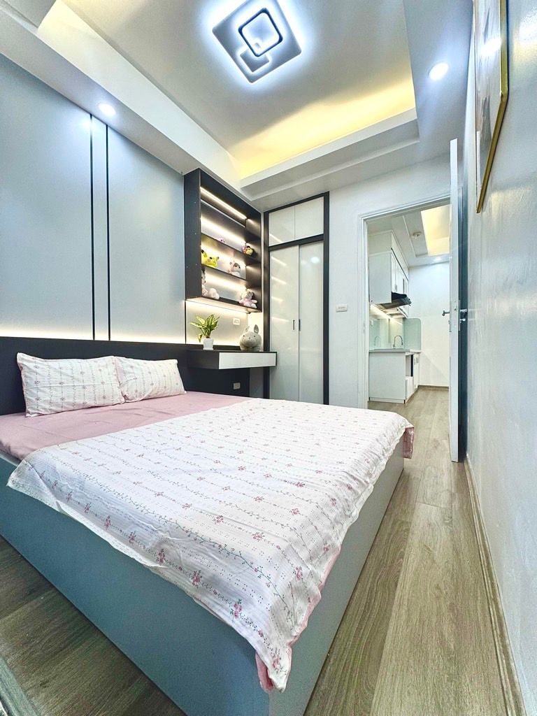 Bán nhà Láng - diện tích 52m2 2 tầng - ô tô đỗ cổng - giá 2,55 tỷ