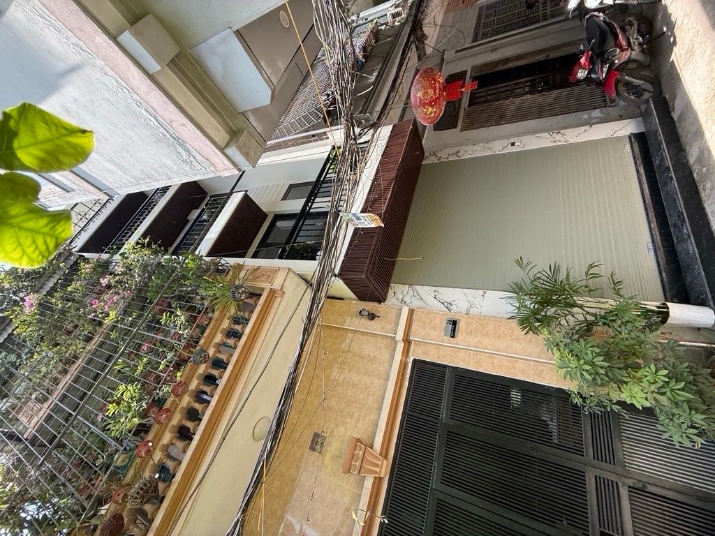 Bán nhà Trần Khát Chân - diện tích 34m2 6 tầng - Ô tô đỗ gần - giá 9,9 tỷ