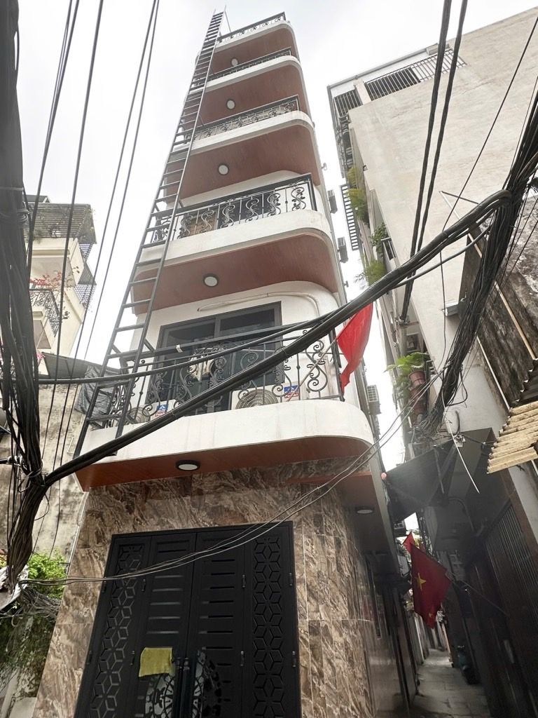 Bán nhà Hoà Bình 7 - diện tích 52m2 7 tầng - Lô góc 3 thoáng - giá 15,3 tỷ