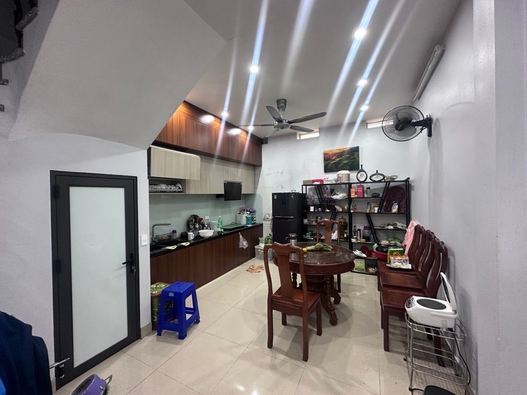 Bán nhà Yên Duyên - diện tích 50m2 3 tầng - Siêu phẩm dân xây - giá 13 tỷ