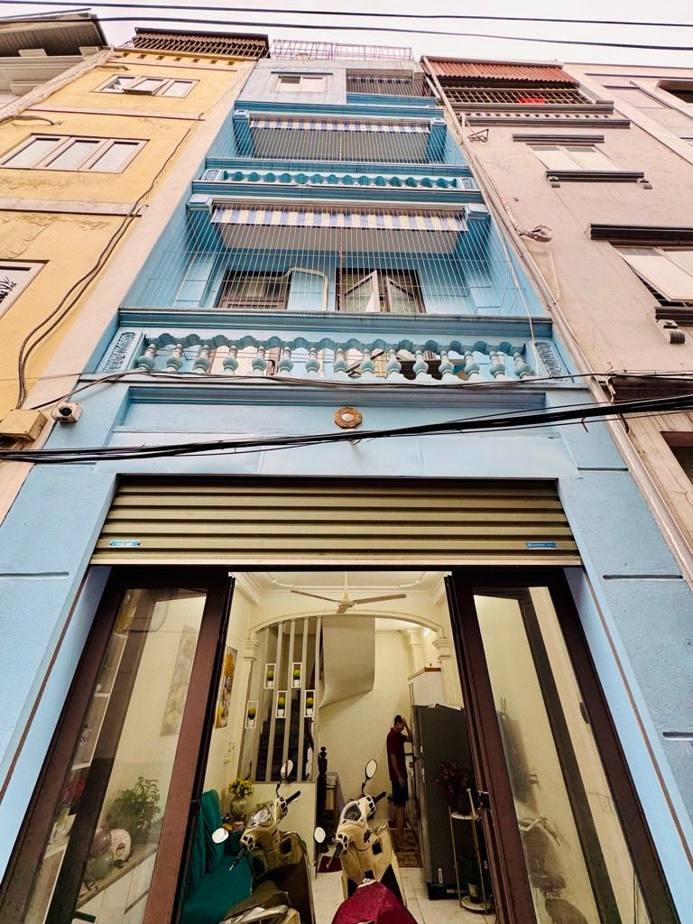 Bán nhà Đại Từ - diện tích 28m2 5 tầng - Ngõ rộng thoáng - giá 8 tỷ