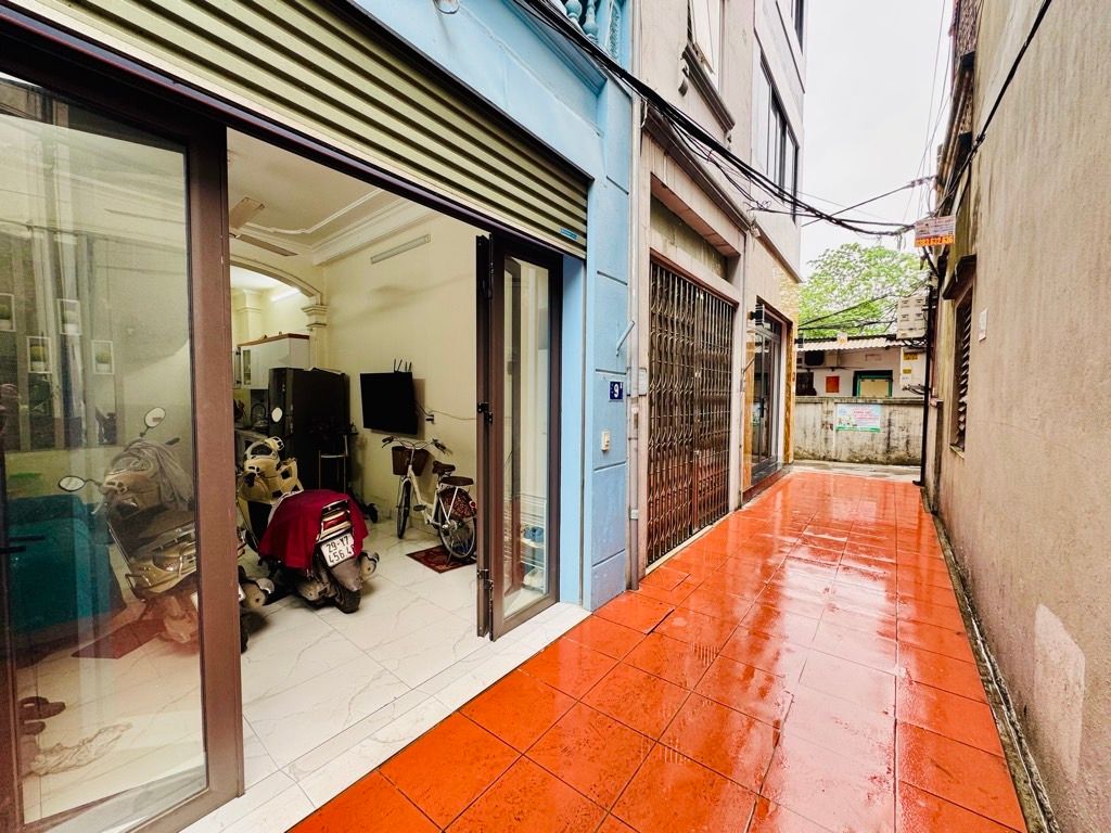 Bán nhà Đại Từ - diện tích 28m2 5 tầng - Ngõ rộng thoáng - giá 8 tỷ