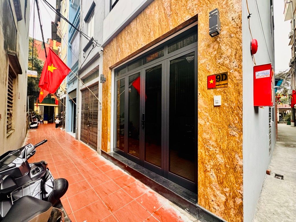 Bán nhà Đại Từ - diện tích 28m2 5 tầng - Ngõ rộng thoáng - giá 8 tỷ