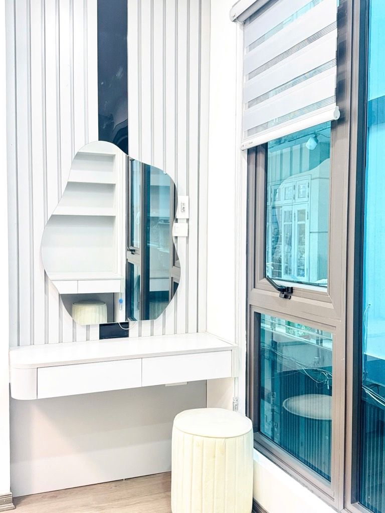 Bán nhà Đường Láng - diện tích 36.1m2 5 tầng - Ô tô tránh - giá 15,5 tỷ