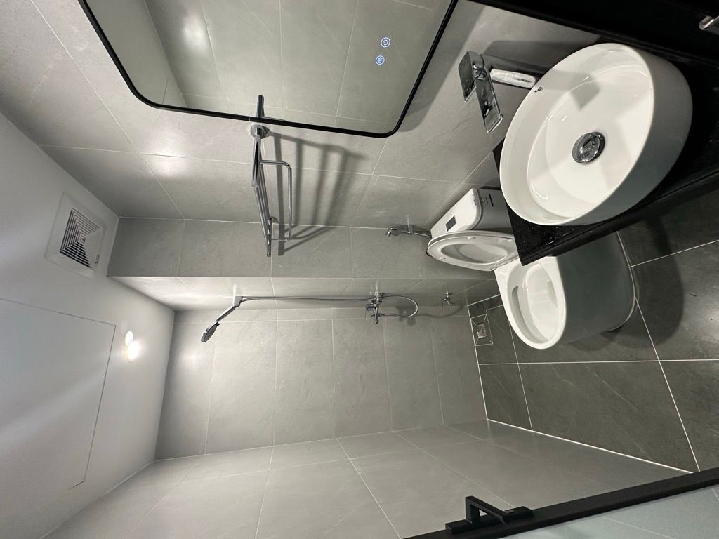 Bán nhà Đông Thiên - diện tích 36m2 5 tầng - Nhà đẹp hiếm có - giá 8,3 tỷ