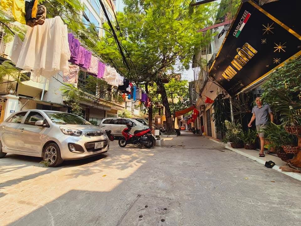 Bán nhà Chùa Bộc - diện tích 70m2 1 tầng - Ô TÔ TRÁNH, Ô TÔ DỪNG ĐỖ - giá 6,9 tỷ