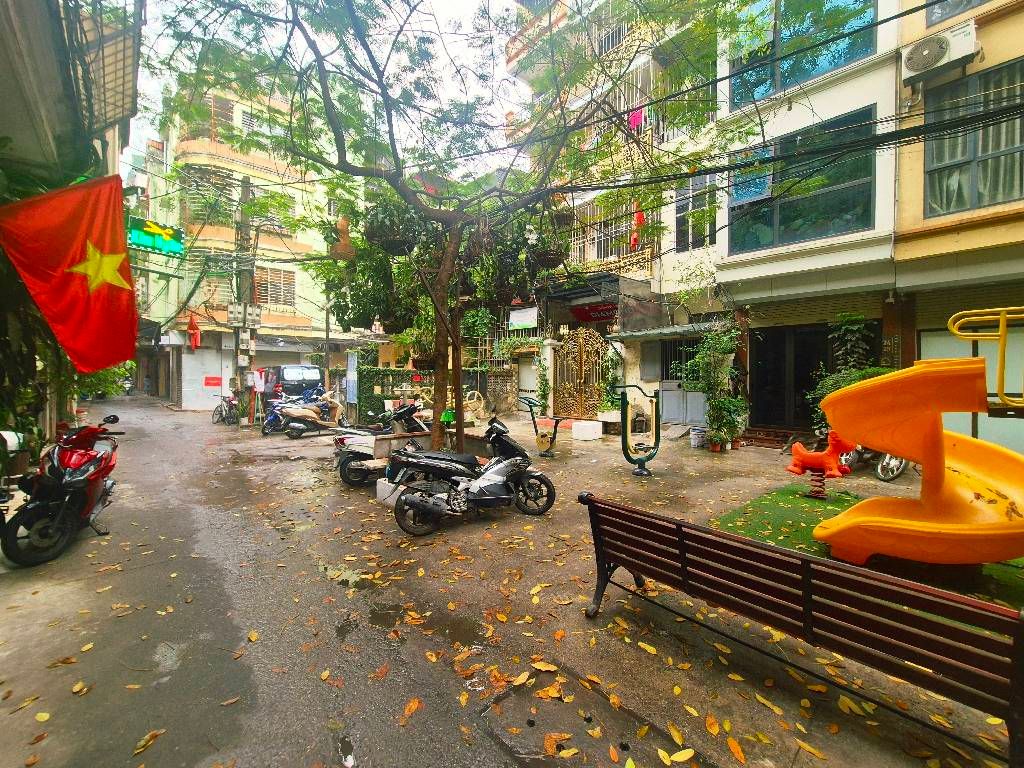 Bán nhà Chùa Bộc - diện tích 70m2 1 tầng - Ô TÔ TRÁNH, Ô TÔ DỪNG ĐỖ - giá 6,9 tỷ