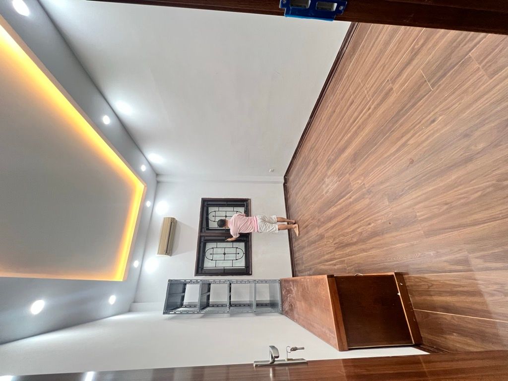 Bán nhà Giáp Bát - diện tích 21m2 5 tầng - ô tô tránh - giá 5,8 tỷ