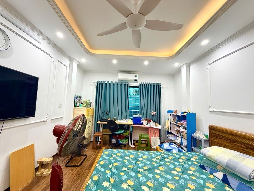 Bán nhà Khương Đình - diện tích 40m2 7 tầng - Nhà đẹp 7 tầng thang máy, gần phố, trung tâm Thanh Xuân - giá 15,2 tỷ