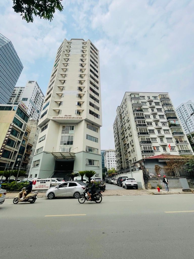 Bán nhà Nguyễn Tuân - diện tích 90m2 1 tầng - Căn góc 2 mặt thoáng - giá 7,6 tỷ