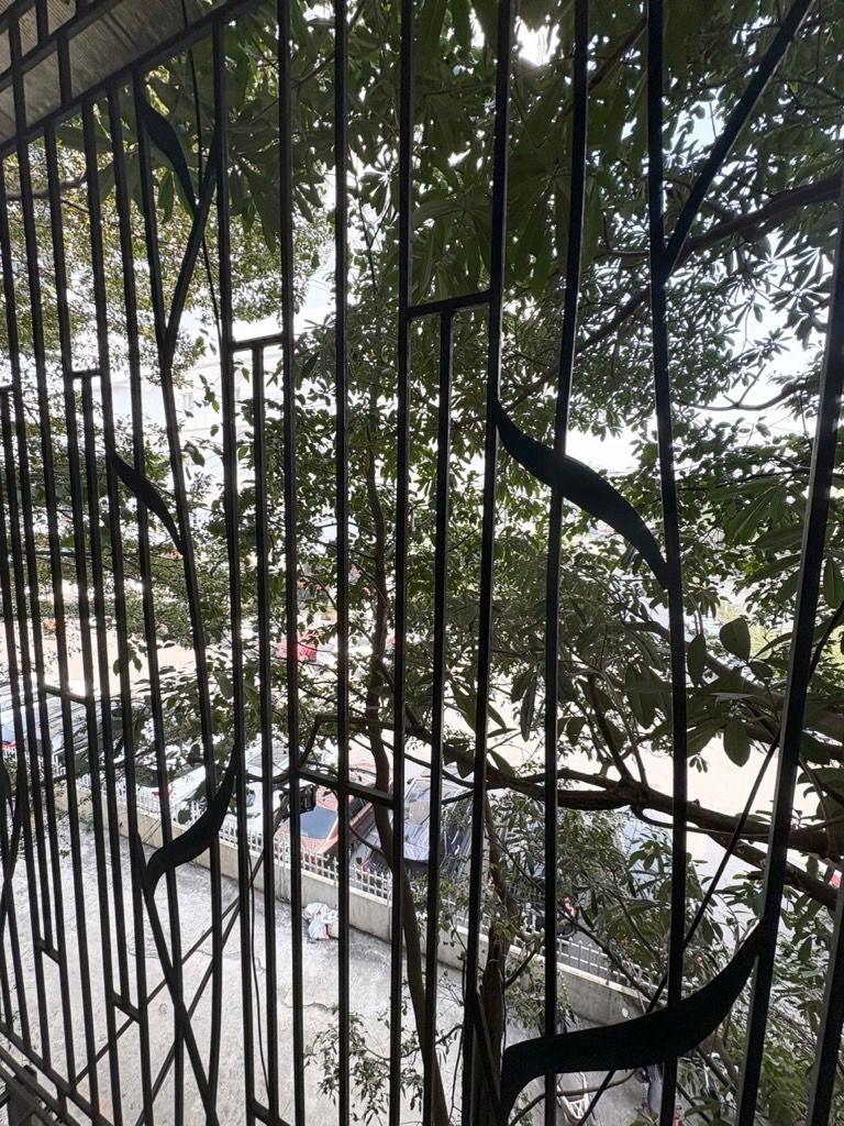 Bán nhà Trường Chinh - diện tích 32m2 4 tầng - Ô TÔ ĐỖ CỬA - giá 10 tỷ