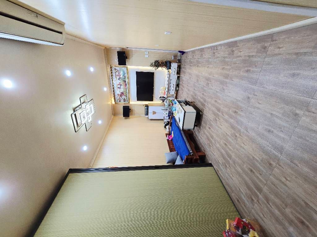 Bán nhà Ngô Thì Nhậm - diện tích 47m2 1 tầng - Nhà không nóc, mặt phố cách 10m - giá 4 tỷ