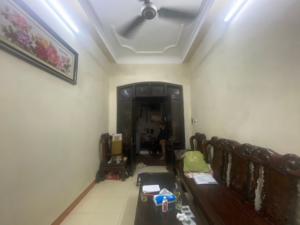 Bán nhà Nguyễn Trãi - diện tích 34,5m2 4 tầng - ngõ ô tô 20m - giá 7,5 tỷ