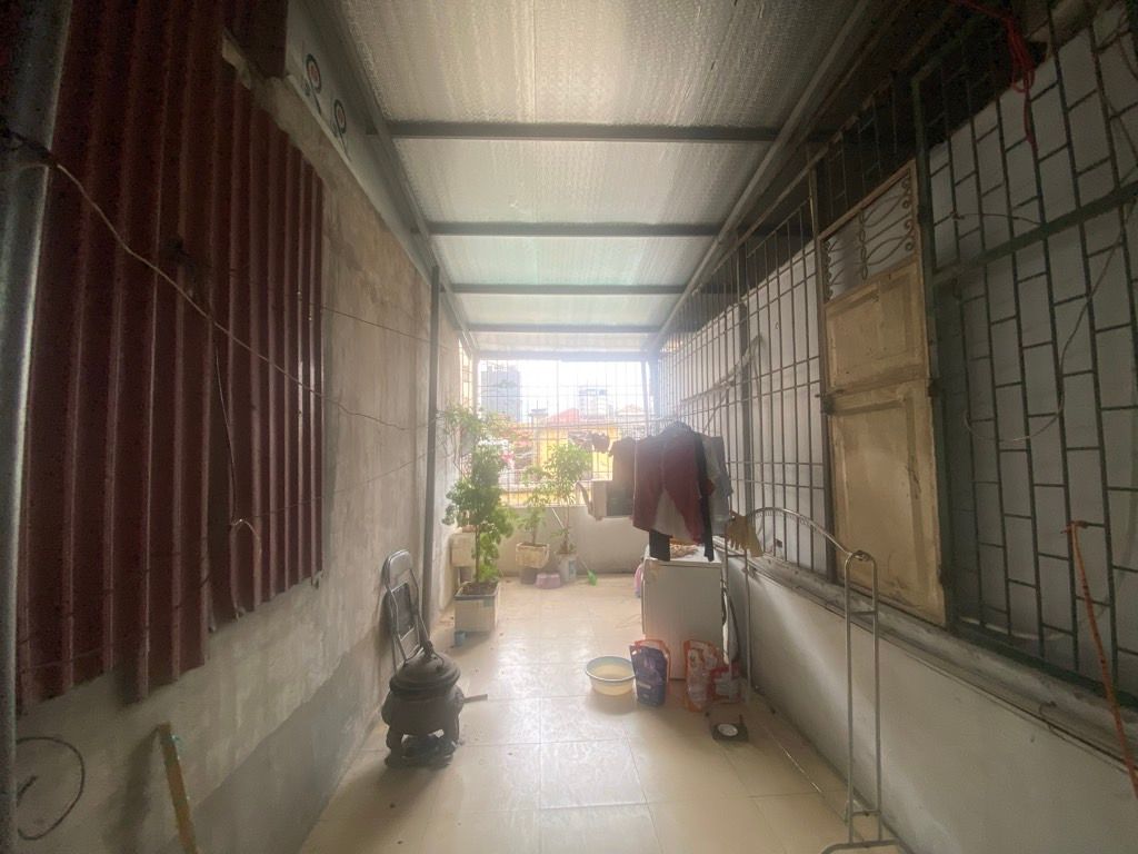 Bán nhà Nguyễn Trãi - diện tích 34,5m2 4 tầng - ngõ ô tô 20m - giá 7,5 tỷ