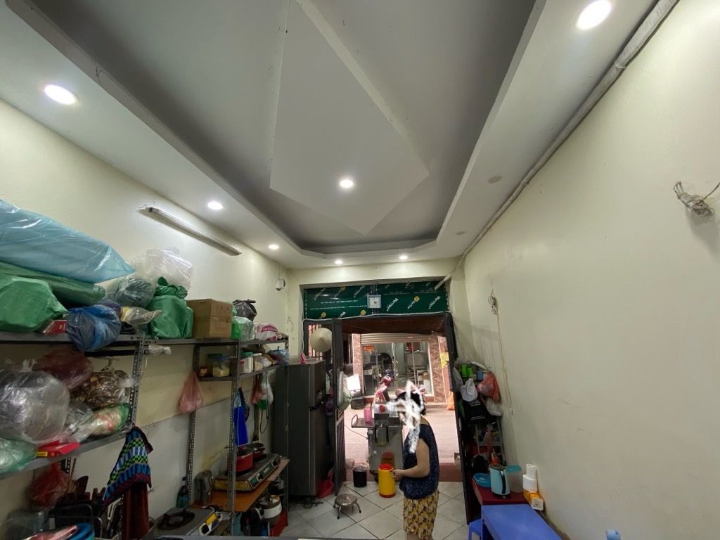 Bán nhà Nguyễn Trãi - diện tích 35.7m2 4 tầng - ô tô tránh - giá 10,5 tỷ