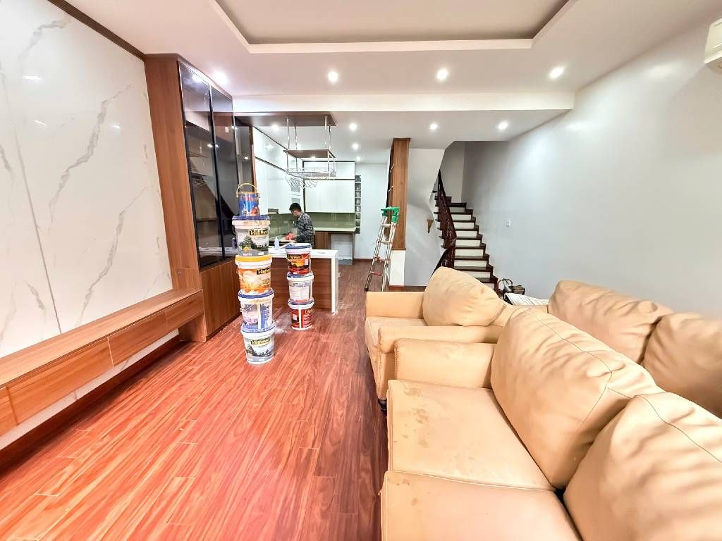 Bán nhà Nhân Hòa - diện tích 40m2 6 tầng - Ô TÔ VÀO NHÀ - giá 20,6 tỷ