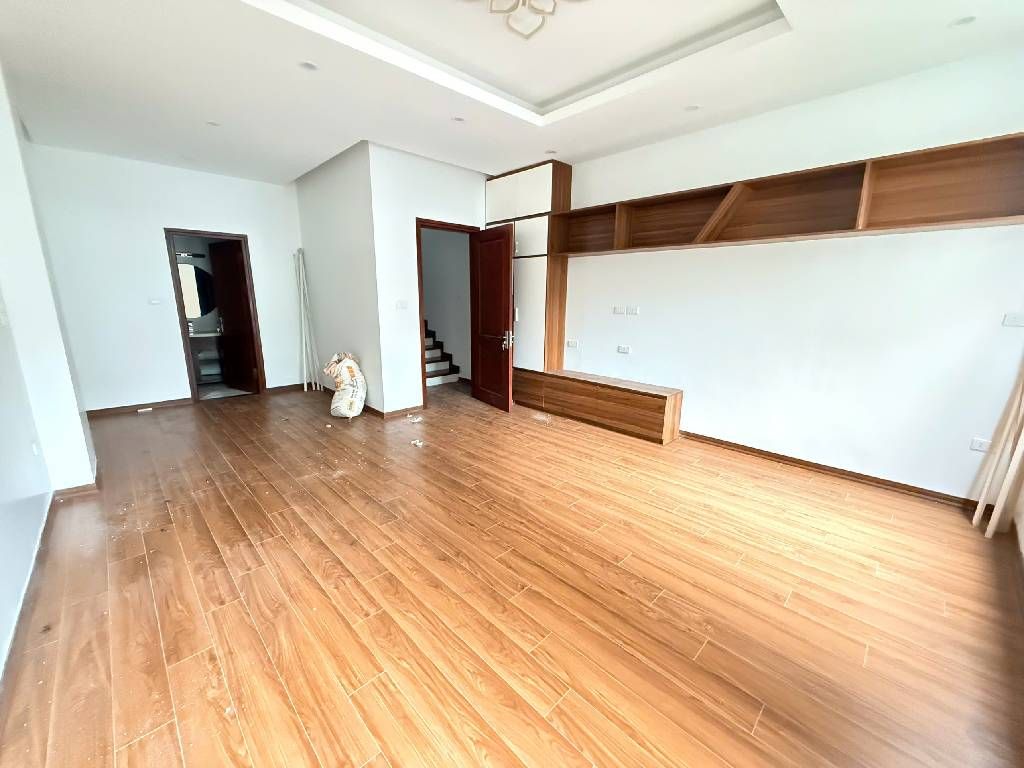 Bán nhà Nhân Hòa - diện tích 40m2 6 tầng - Ô TÔ VÀO NHÀ - giá 20,6 tỷ