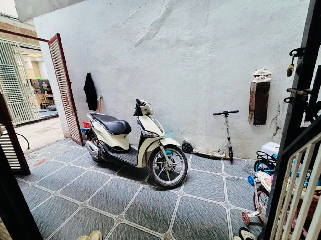 Bán nhà Sở Thượng - diện tích 31m2 5 tầng - Nhà đẹp đầy đủ nội thất - giá 7,7 tỷ