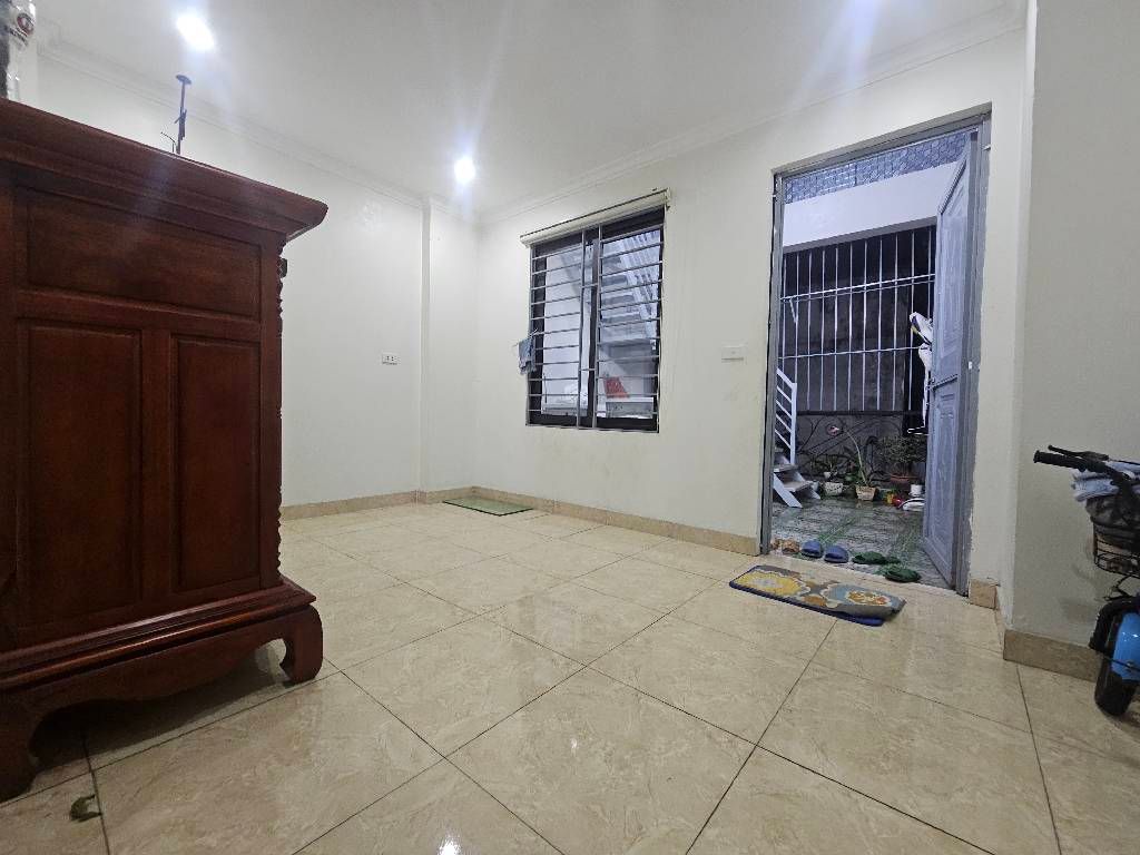 Bán nhà Trường Chinh - diện tích 42.2m2 6 tầng - Nhà đẹp, nội thất gỗ ấn tượng - giá 14,8 tỷ