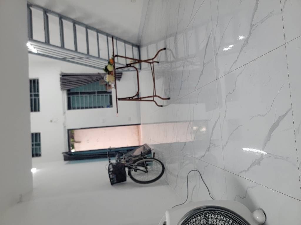 Bán nhà Lĩnh Nam - diện tích 34m2 1 tầng - Lô góc, ô tô vào nhà - giá 7,7 tỷ