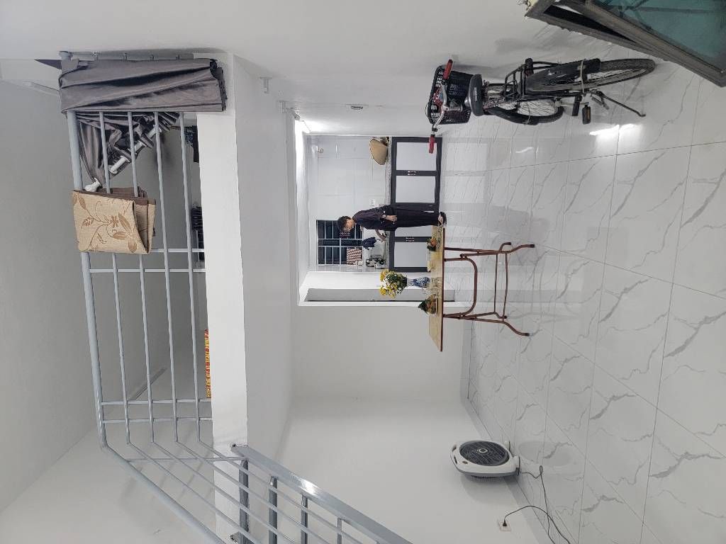 Bán nhà Lĩnh Nam - diện tích 34m2 1 tầng - Lô góc, ô tô vào nhà - giá 7,7 tỷ