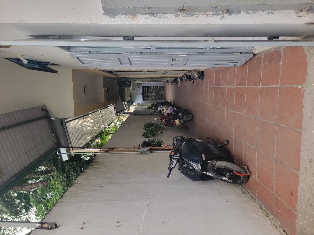 Bán nhà Lĩnh Nam - diện tích 34m2 1 tầng - Lô góc, ô tô vào nhà - giá 7,7 tỷ