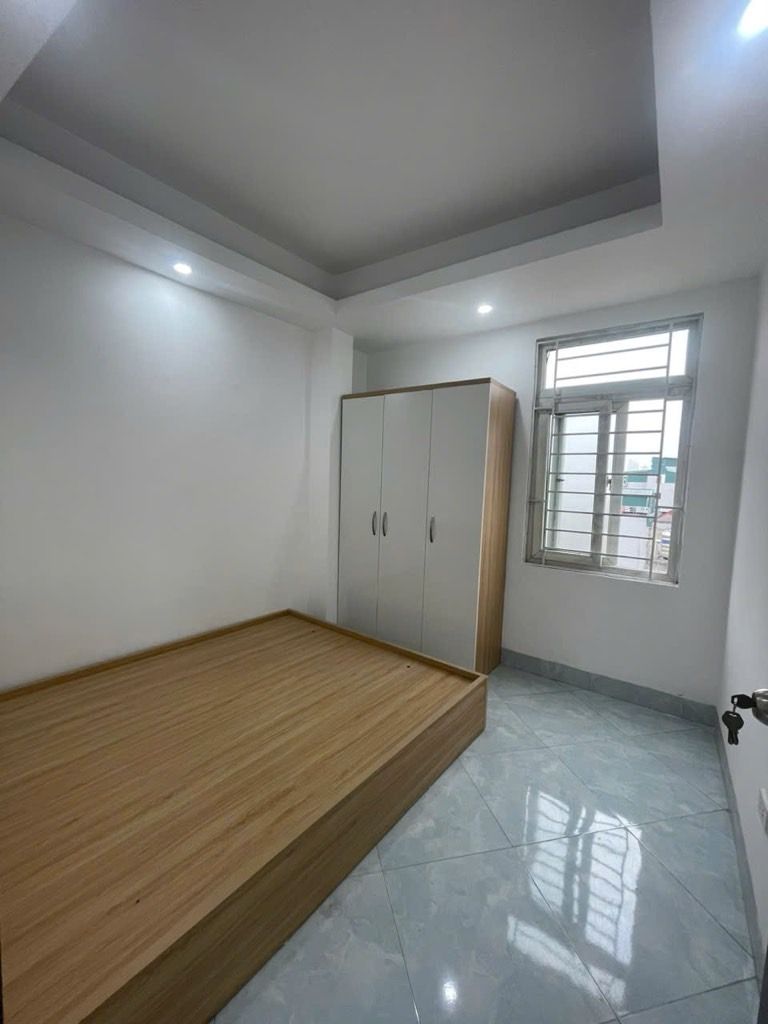 Bán nhà Văn Hương - diện tích 47m2 6 tầng - Căn hộ 2 ngủ rộng thoáng - giá 2,35 tỷ