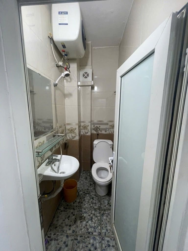 Bán nhà Văn Hương - diện tích 47m2 6 tầng - Căn hộ 2 ngủ rộng thoáng - giá 2,35 tỷ