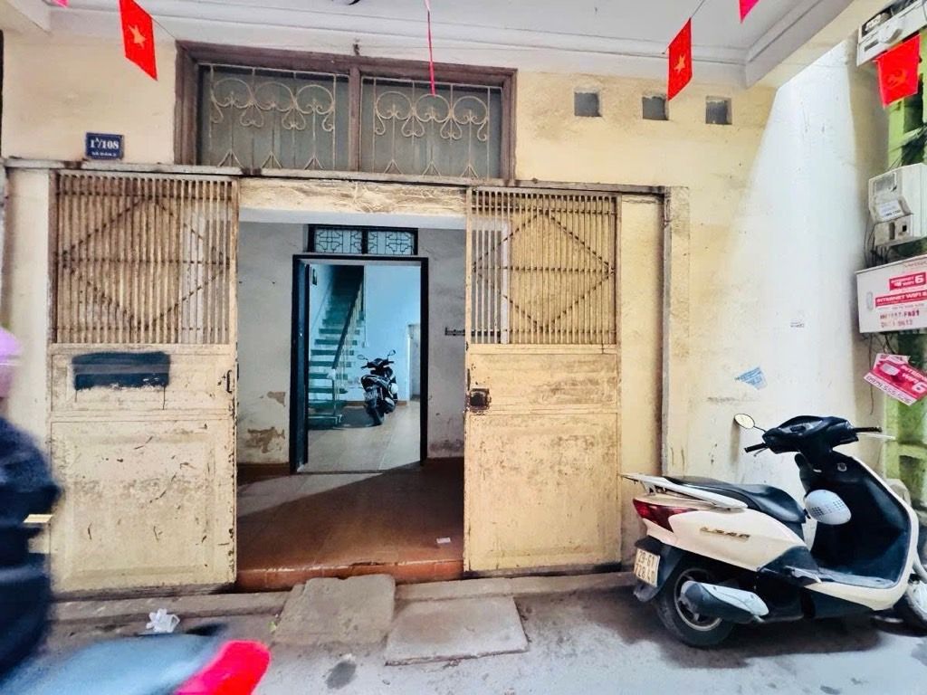 Bán nhà Xã Đàn - diện tích 51m2 3 tầng - Lô góc thoáng sáng - giá 15,9 tỷ